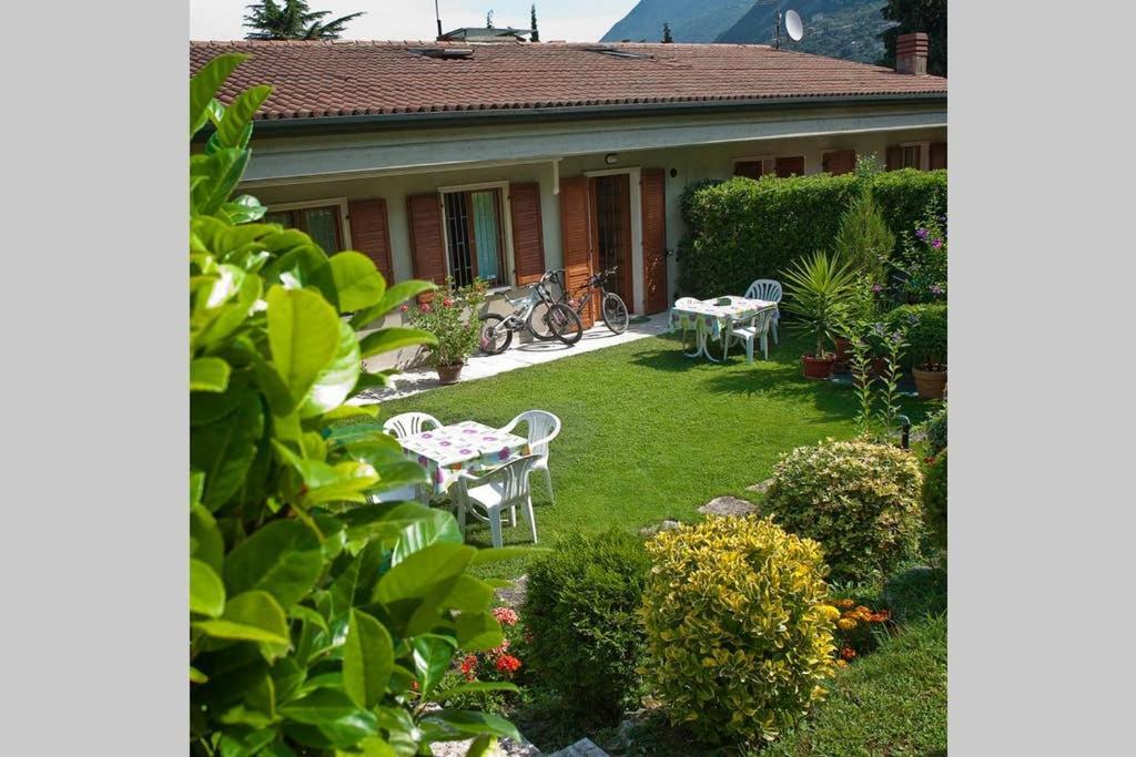 Casa Facchinetti Orange Apartment Malcesine Esterno foto